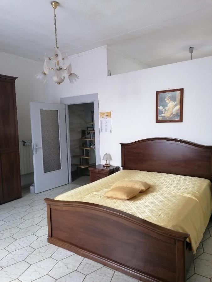 דירות טרקיניה Casa Del Palazzo Del Marchese מראה חיצוני תמונה